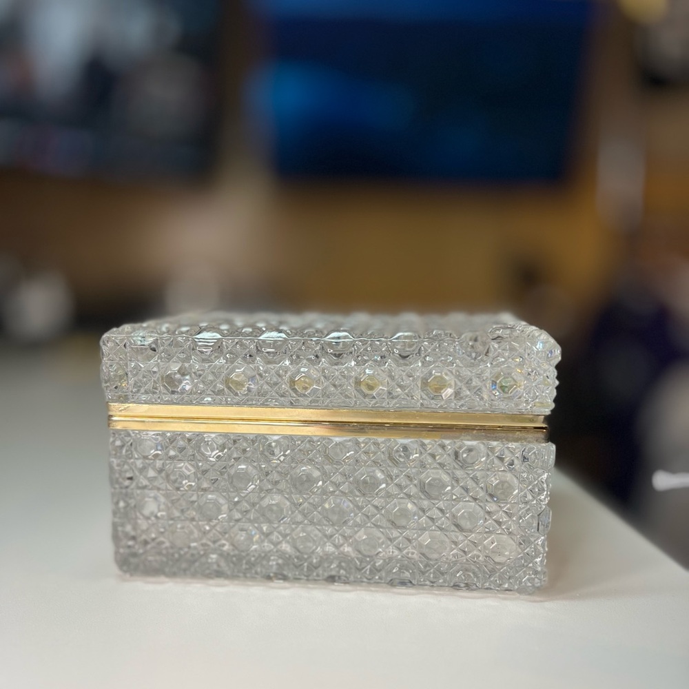 Vintage Mid 20th Century Large Diamond Cut Crystal Hinged Box.